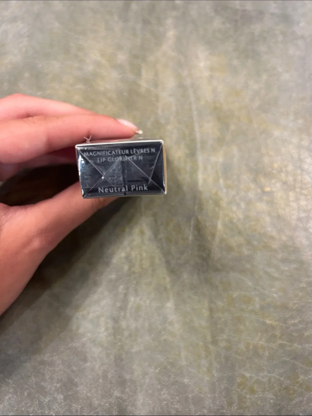 Cle de peau LIP GLORIFIER - NEUTRAL PINK